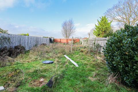 undefined, Grombold Avenue, Wellingborough NN9