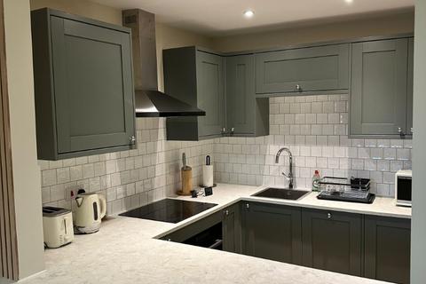 3 bedroom flat to rent, Springfield Lane, Leith, Edinburgh, EH6