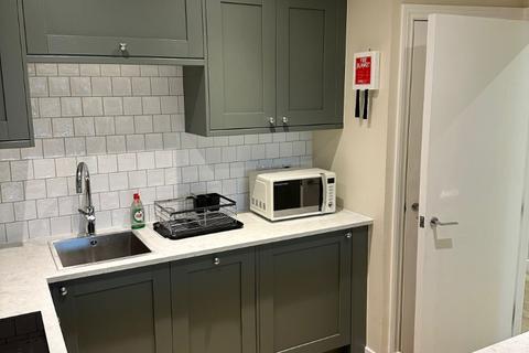 3 bedroom flat to rent, Springfield Lane, Leith, Edinburgh, EH6