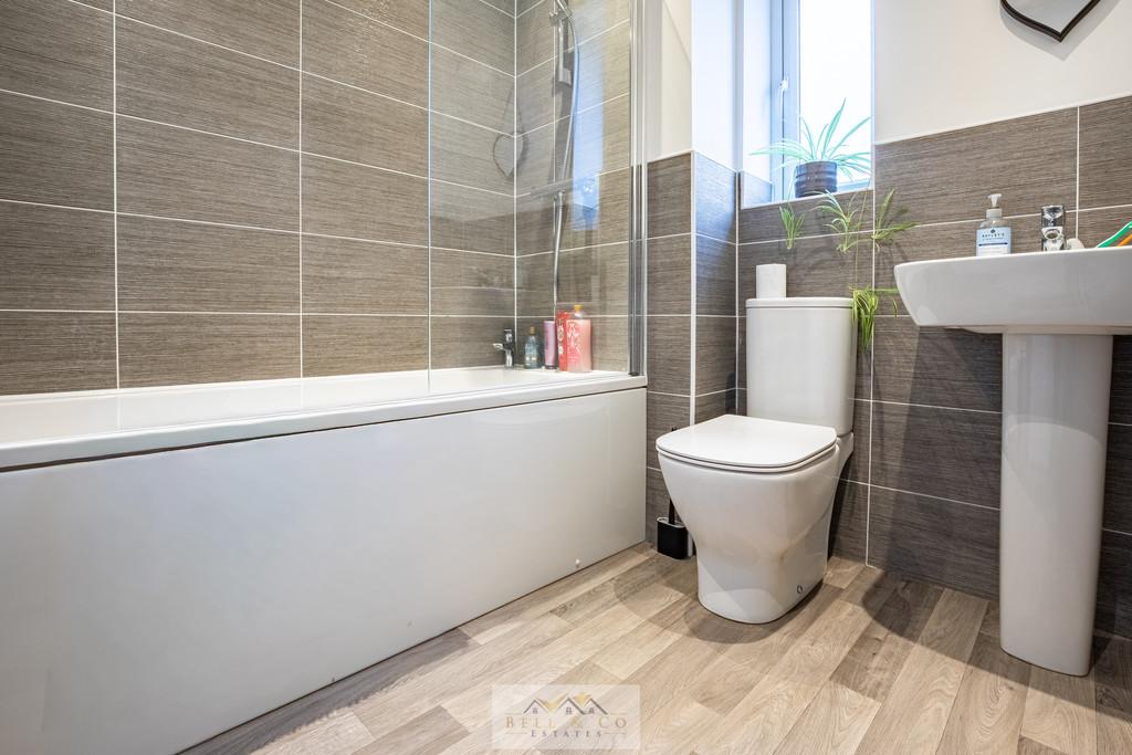 Bathroom 1.1