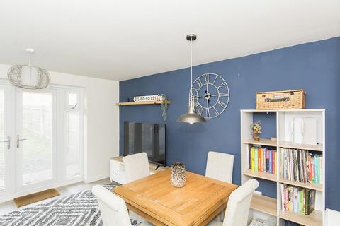 2 bedroom semi-detached house for sale, Beech Avenue, Market Harborough