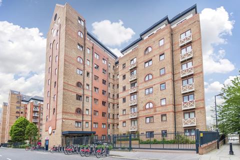 2 bedroom apartment to rent, Sailmakers Court, Fulham
