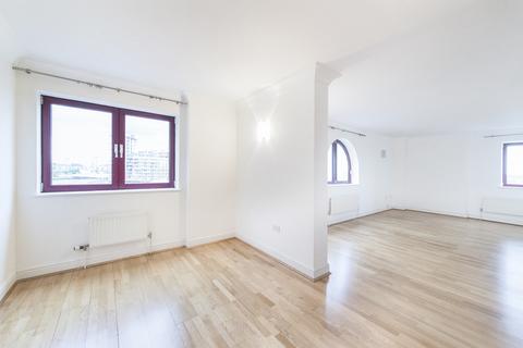 2 bedroom apartment to rent, Sailmakers Court, Fulham