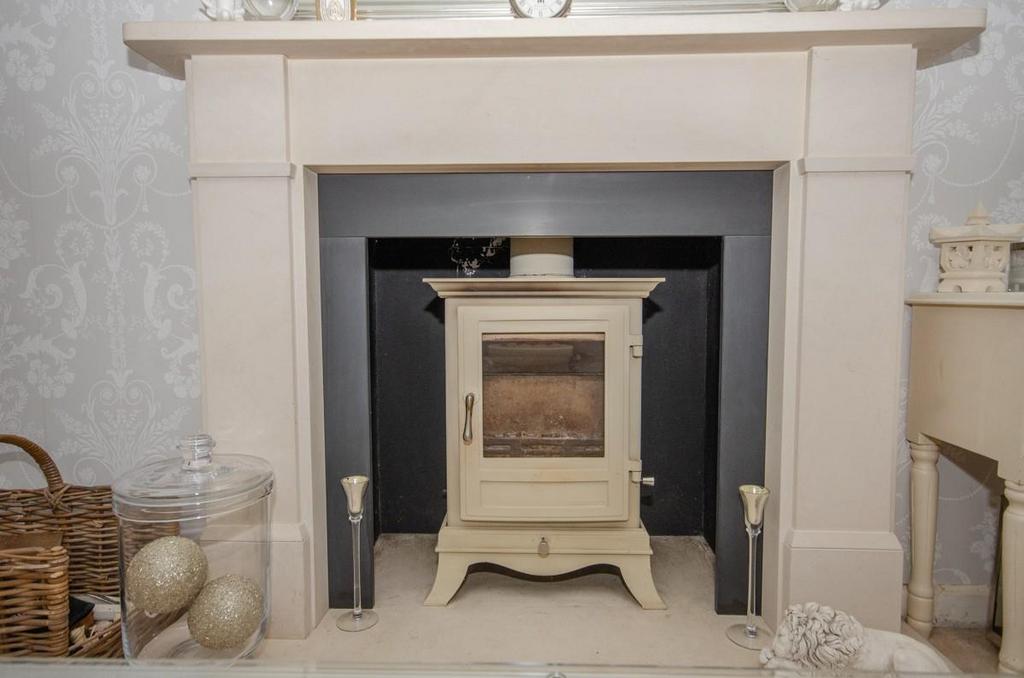 Fireplace.jpg