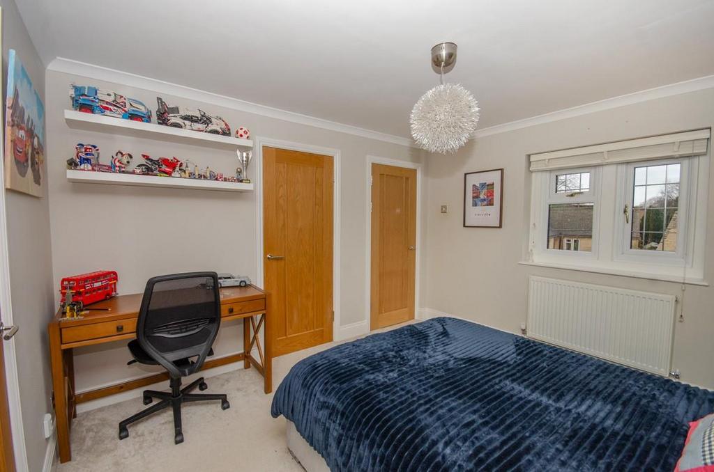 Bedroom 2 pic 2.jpg