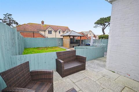 3 bedroom end of terrace house for sale, Dover Road, Weymouth