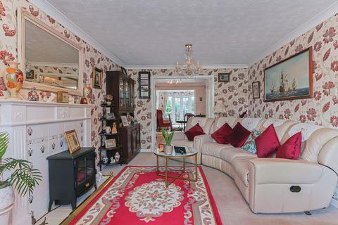 3 bedroom detached house for sale, Tytherley Green, Bournemouth