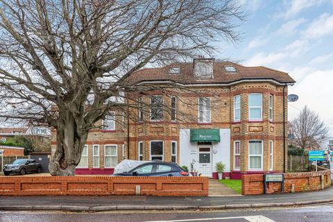 1 bedroom apartment for sale, Hawkwood Road, Bournemouth