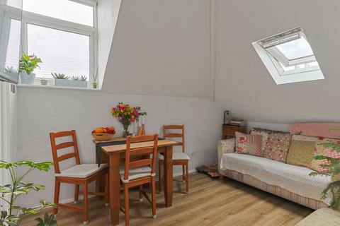 1 bedroom apartment for sale, Hawkwood Road, Bournemouth