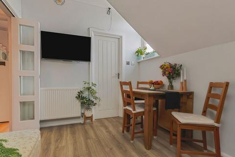 1 bedroom apartment for sale, Hawkwood Road, Bournemouth