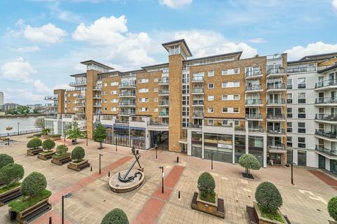 2 bedroom apartment to rent, Riverside West, Smugglers Way