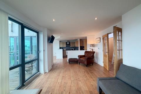 undefined, Queen Annes Quay