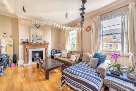 2 bedroom flat to rent, The Park, Ealing, London, W5