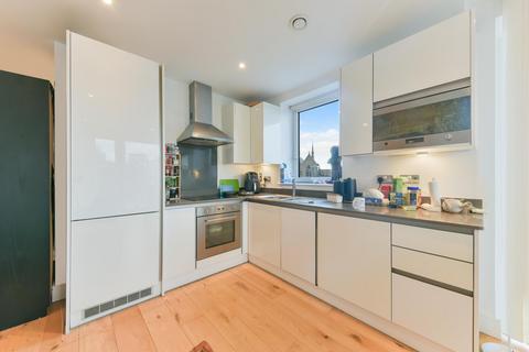 2 bedroom flat for sale, Prince Court, 5 Nelson Street, London, E16
