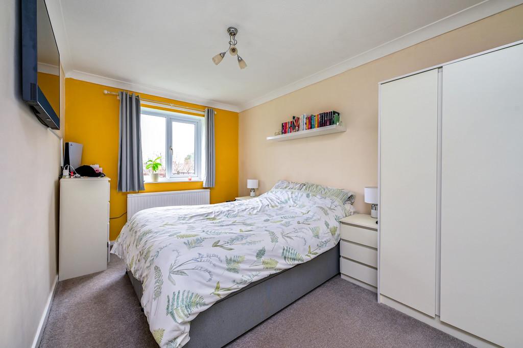 64 Humber Way (1)