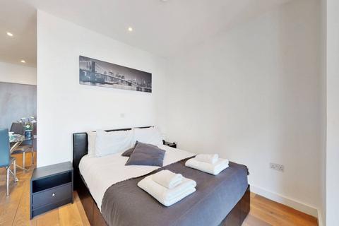 Studio to rent, Reminder Lane, Greenwich, London, SE10