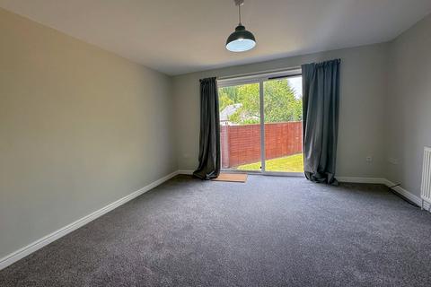 2 bedroom semi-detached house to rent, Horringer Road, Bury St. Edmunds
