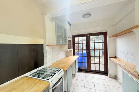 3 bedroom terraced house for sale, Granville Avenue, NOTTINGHAM NG10