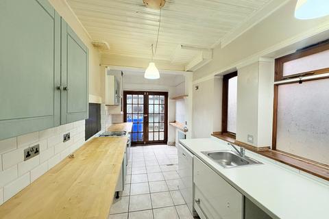 3 bedroom terraced house for sale, Granville Avenue, NOTTINGHAM NG10