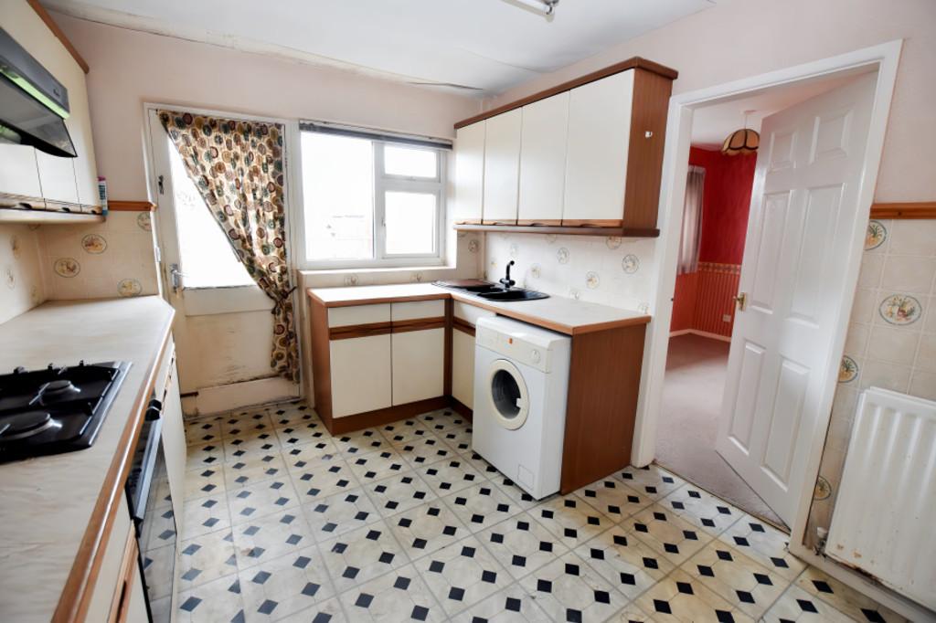 Kitchen 2