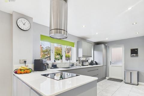 4 bedroom detached house for sale, Durlston Close, Tamworth B77