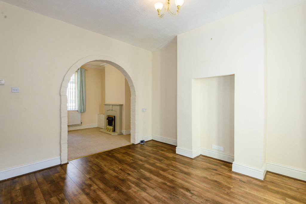 8284406-interior05-800-web