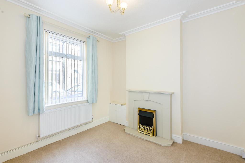 8284406-interior02-800-web