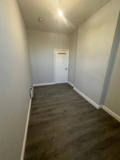2 bedroom apartment to rent, Cleveland Road, Manchester