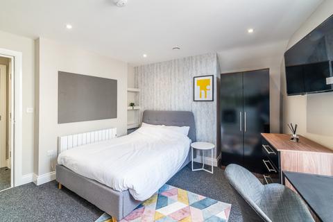 Studio to rent, Canning Place, Derby Road, Nottingham