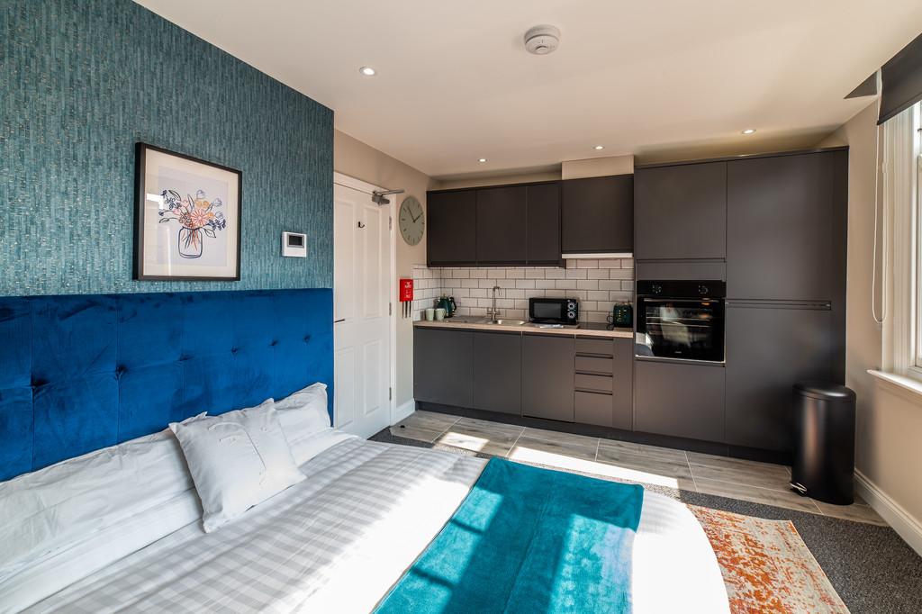Canning Place B208-003