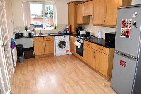 2 bedroom end of terrace house to rent, Hitchen Street, Grove Village, Manchester
