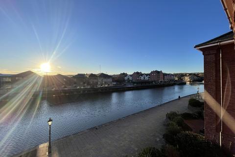 3 bedroom apartment to rent, Clipper Quay, Exeter EX2