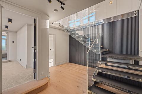 4 bedroom penthouse to rent, Athena Court, Finchley Road, St Johns Wood, London NW8