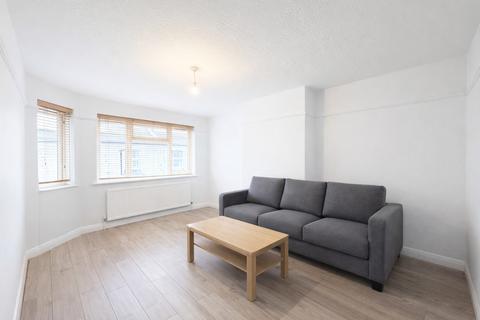 2 bedroom apartment to rent, Vine Place, Hounslow TW3