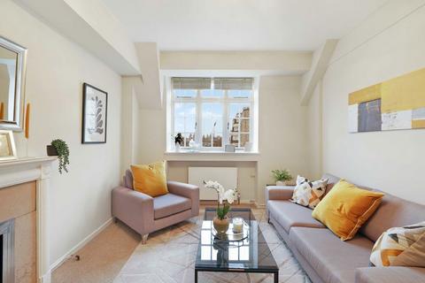 3 bedroom flat for sale, Whiteheads Grove, London SW3