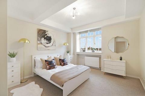 3 bedroom flat for sale, Whiteheads Grove, London SW3