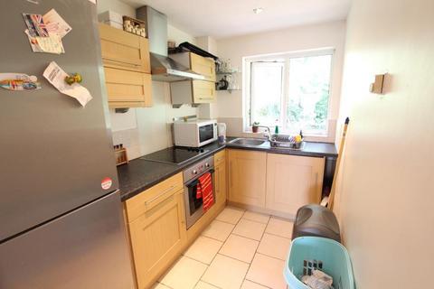 undefined, Willowmead Close, Woking GU21