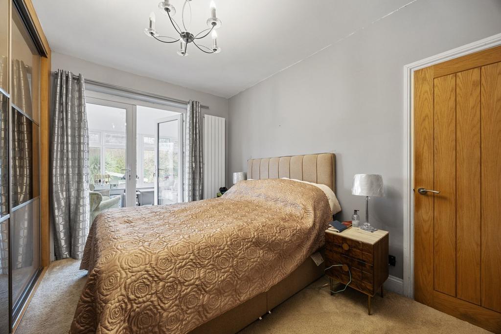 BEDROOM ONE (fitted wardrobes)