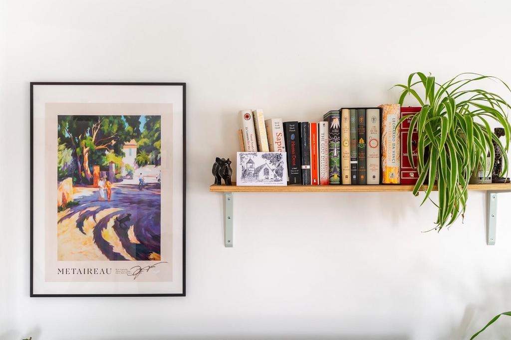 3 L0 CBN - Living Room A.jpg