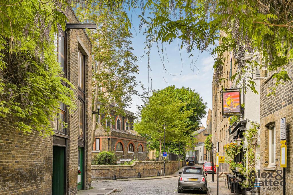 Rotherhithe Village