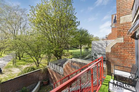 2 bedroom house for sale, Elephant Lane, Rotherhithe, SE16