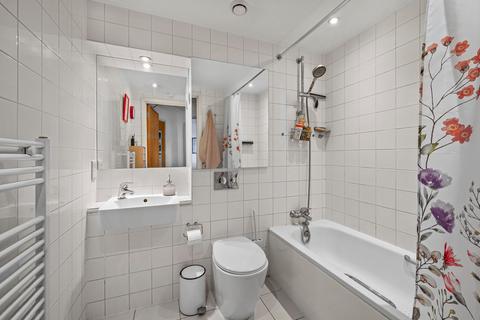 1 bedroom flat for sale, Highbury Gardens, 52 Holloway Road, Islington, London