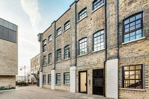 1 bedroom flat to rent, Palace Wharf, Rainville Road, London
