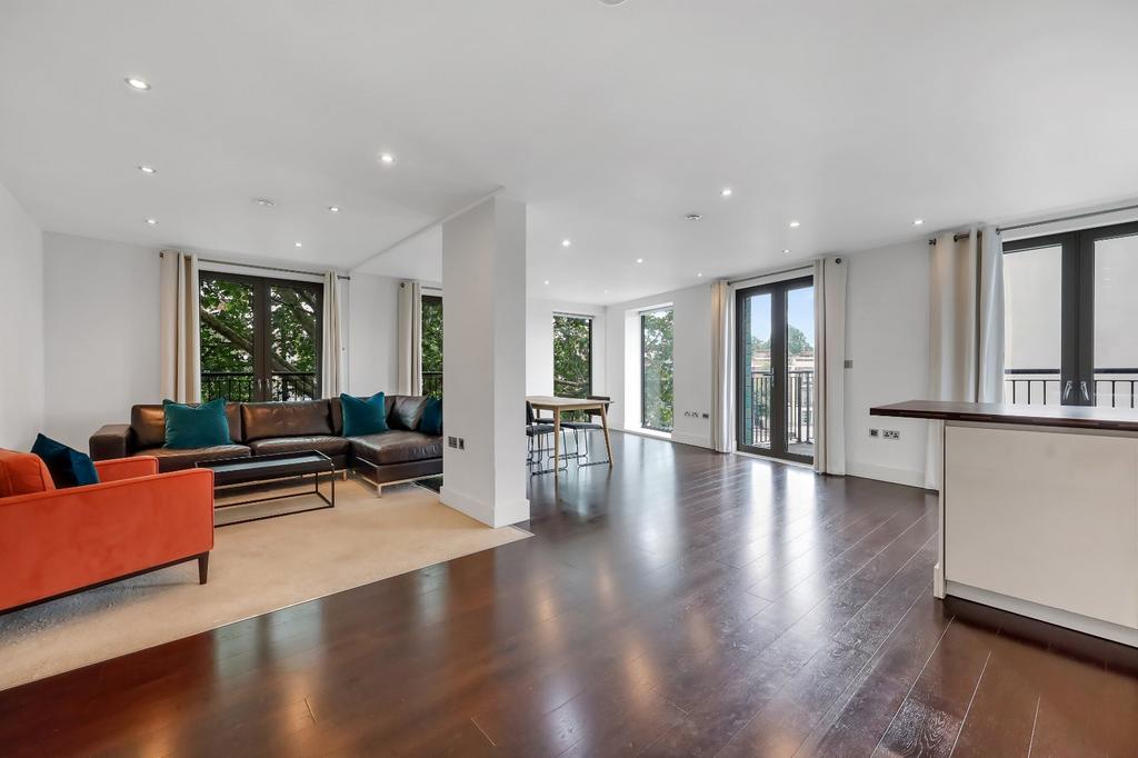 Apartment in London - More