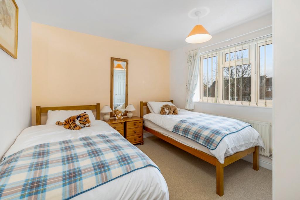 20 Greenwich Avenue (Holbeach)-27