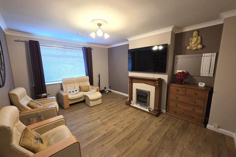 2 bedroom flat to rent, Auchinyell Terrace, Garthdee, Aberdeen, AB10