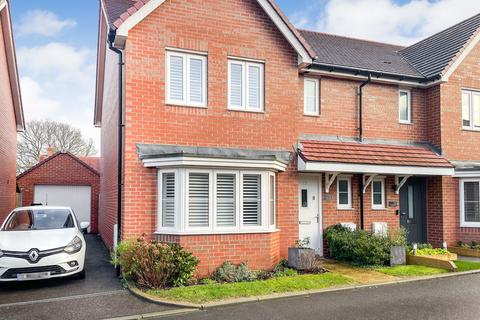 3 bedroom semi-detached house for sale, Appleby Drive, Botley, SO32