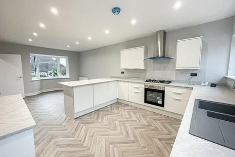 undefined, Peewit Hill, Bursledon, SO31