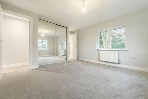 undefined, Peewit Hill, Bursledon, SO31