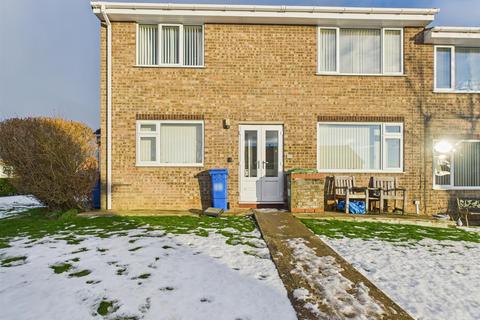 2 bedroom flat for sale, Darwin Road, Bridlington